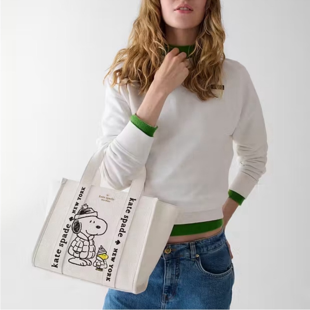 Peanuts X KSNY Snoopy Small Tote - Picture 5 of 6